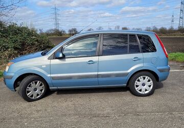 Ford Fusion 126.000 km 4.900 &euro; Hürth 50354