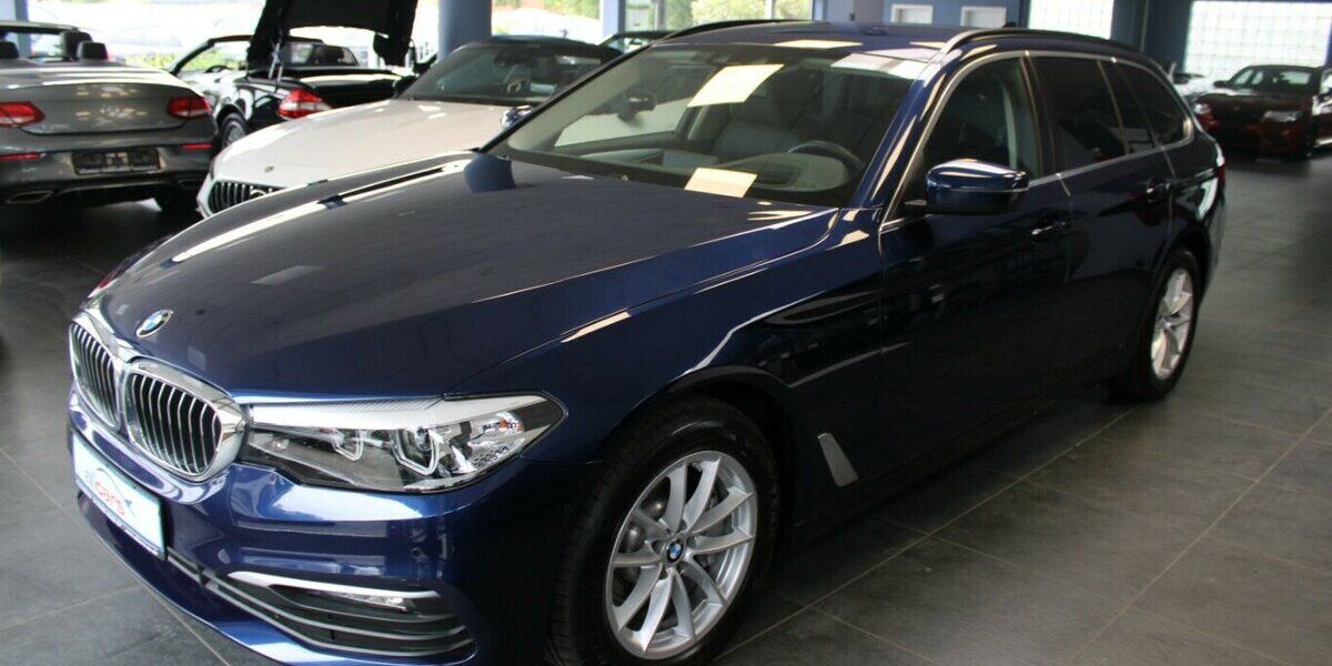 BMW 530 530i xDrive Touring - Leder - Navi - Head up - 85.830 km 27.980 &euro; Euskirchen 53881