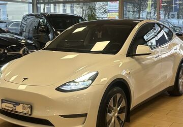 Tesla Model Y 72.450 km 31.900 &euro; Hennef 53773
