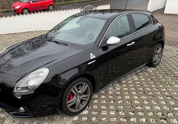 Alfa Romeo Giulietta 188.375 km 8.500 &euro; Bad Neuenahr 53474