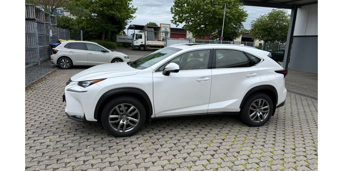 Lexus NX 200 120.000 km 18.500 &euro; Bonn 53117