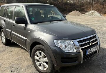 Mitsubishi Pajero 153.630 km 21.990 &euro; Vettelschoss 53560