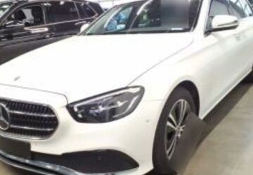 Mercedes-Benz E 220 119.782 km 26.900 &euro; Hennef 53773