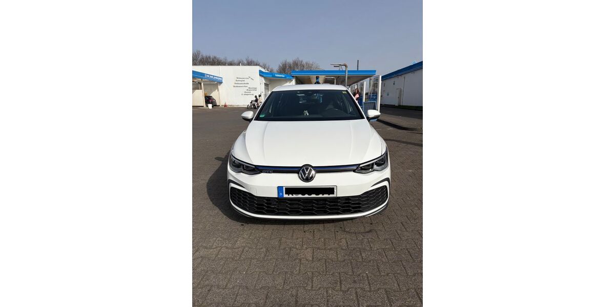 VW Golf 137.000 km 17.990 &euro; Köln 51107