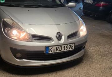 Renault Clio 183.213 km 2.400 &euro; Köln 51107