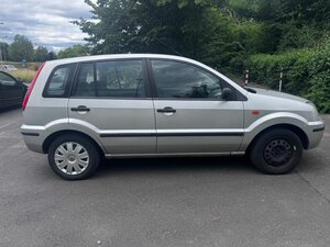 Peugeot 207 Tendance/Tüv Neu/Wartung Neu 189.000 km 2.690 &euro; Troisdorf 53844