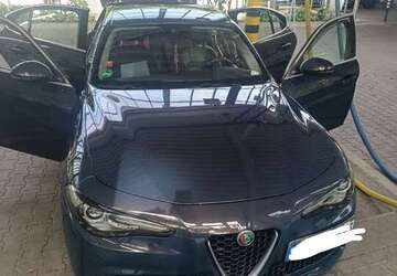 Alfa Romeo Giulia 160.000 km 14.500 &euro; Riehl (Köln) 50735