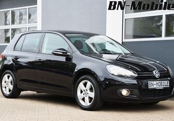 VW Golf 144.384 km 4.780 &euro; Bonn- Geislar 53225