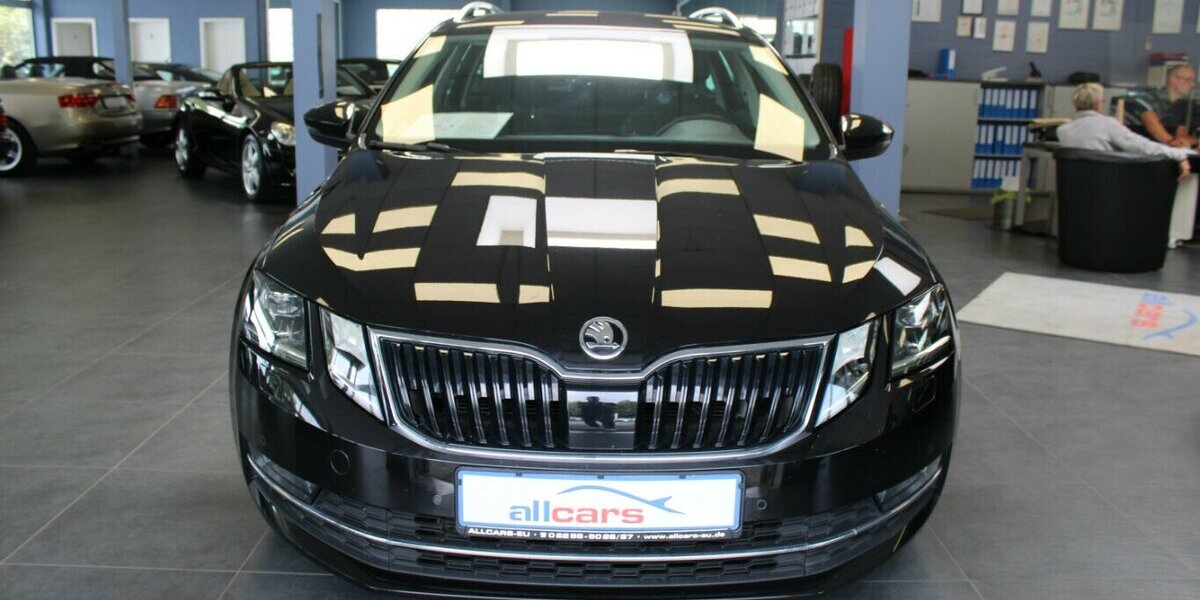 Skoda Octavia Combi 2.0 TSI DSG Style 116.742 km 17.480 &euro; Euskirchen 53881