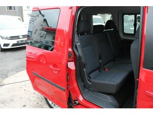 VW Caddy 2,0 Tdi 5-Sitzer 1.Hd NAVI Scheckheft gepfle 296.000 km 7.950 &euro; Bonn 53225