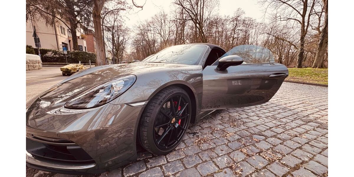 Porsche Boxster 16.500 km 93.718 &euro; Köln 50933