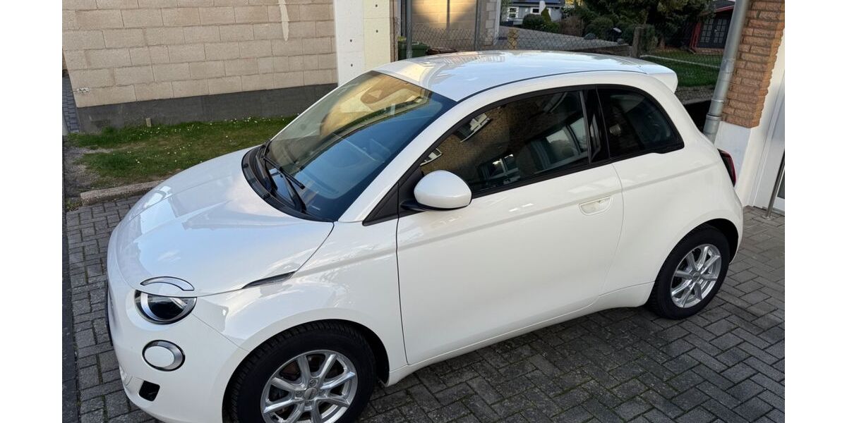 Fiat 500e 59.307 km 16.000 &euro; Alfter 53347