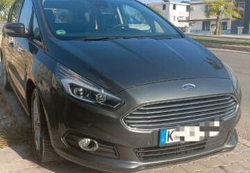 Ford S-Max 91.000 km 16.990 &euro; Köln 50767