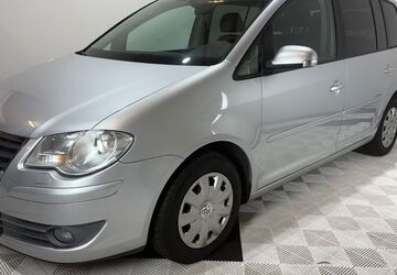 VW Touran 223.613 km 4.499 &euro; Bonn - Dottendorf 53129