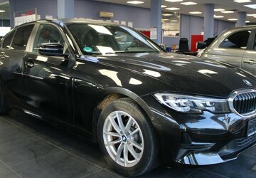 BMW 318 318i Aut. Advantage 47.175 km 24.980 &euro; Euskirchen 53881