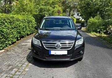 VW Tiguan 243.000 km 6.700 &euro; Bonn 53177