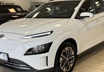 Hyundai KONA 23.688 km 17.000 &euro; Bonn 53227