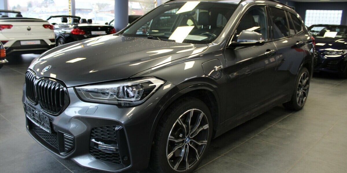 BMW X1 xDrive25e - M Sport - Leder - Panorama - 77.330 km 27.980 &euro; Euskirchen 53881
