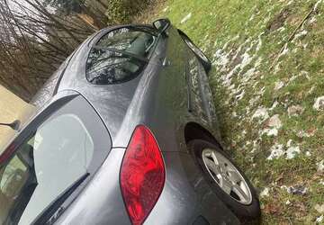 Peugeot 207 132.000 km 2.400 &euro; rösrath 51503