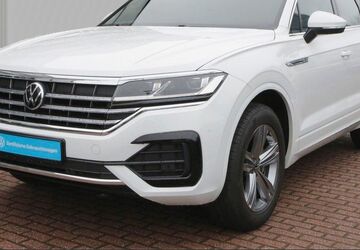 VW Touareg 35.153 km 42.650 &euro; Meckenheim / Bonn 53340