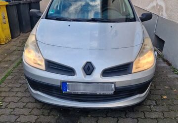Renault Clio 146.000 km 2.400 &euro; Bad Breisig 53498
