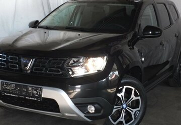 Dacia Duster II CELEBRATION HYBRID NAVI KAMERA 17 ZOLL 63.155 km 12.704 &euro; Köln 50858