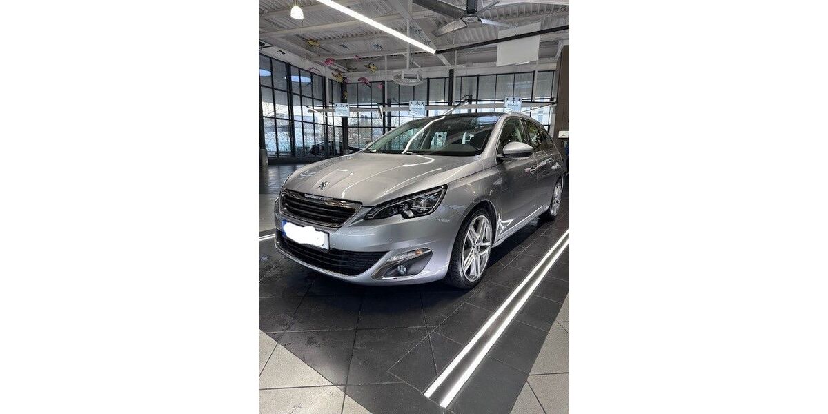 Peugeot 308 112.000 km 9.690 &euro; Bonn 53229