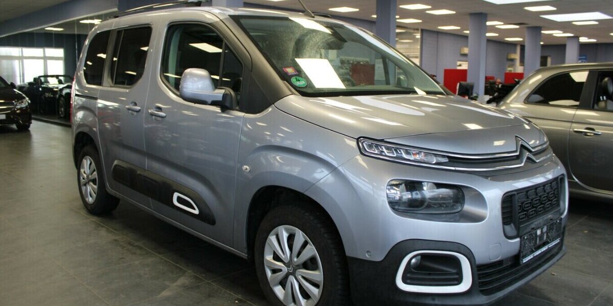 Citroen Berlingo M BlueHDi EAT8 Shine Panorama - Navi 82.816 km 18.980 &euro; Euskirchen 53881