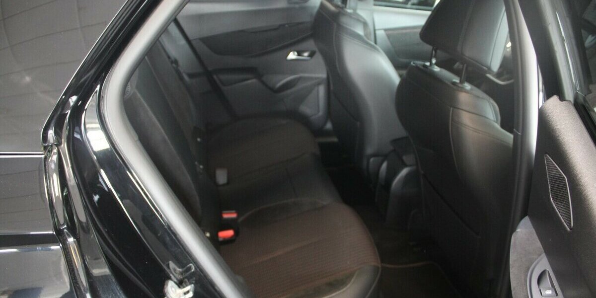 Citroen DS3 Crossbach E-Tense Performance Line 37.375 km 14.980 &euro; Euskirchen 53881