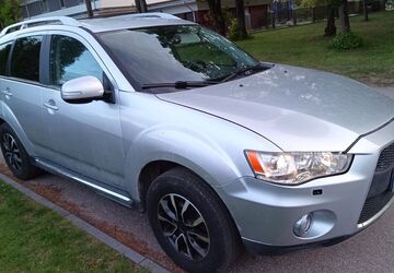 Mitsubishi Outlander 124.000 km 5.900 &euro; Oberpleis 53639