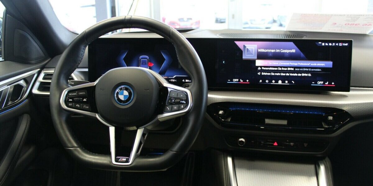 BMW i4 eDrive 40 Gran Coupe M Sport - Head-Up - 22.177 km 45.480 &euro; Euskirchen 53881