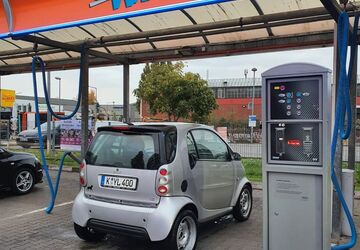 Smart ForTwo 150.000 km 2.700 &euro; Köln 50937