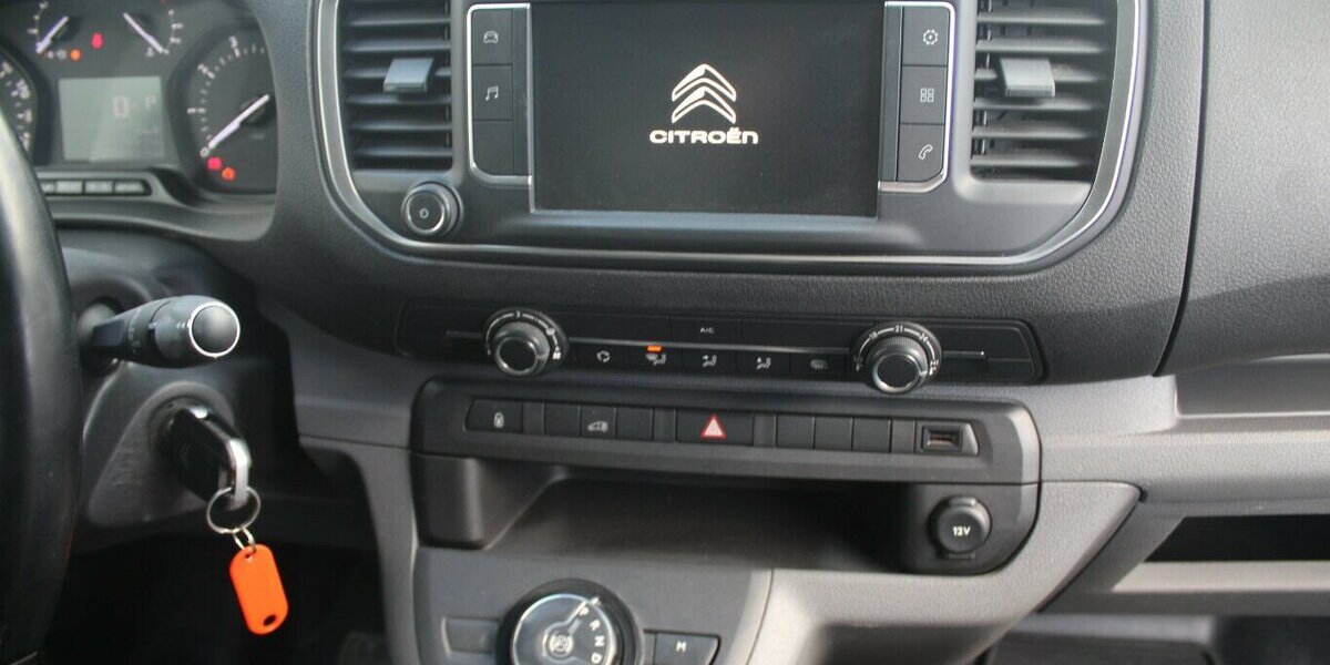 Citroen Jumpy M BlueHDi Club 60.346 km 16.980 &euro; Euskirchen 53881