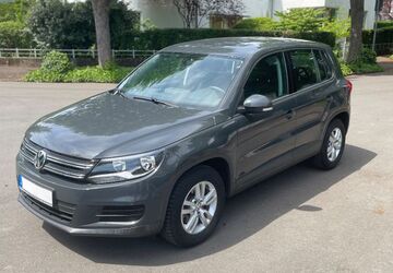VW Tiguan 4.677 km 13.600 &euro; Bonn 53179