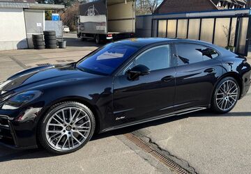 Porsche Panamera 11.700 km 194.900 &euro; Köln 50670