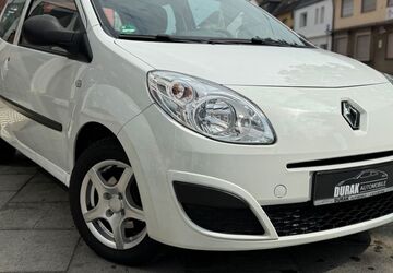 Renault Twingo 148.200 km 3.290 &euro; Siegburg 53721