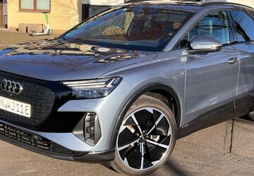 Audi Q4 e-tron 10.400 km 43.900 &euro; Bonn 53225