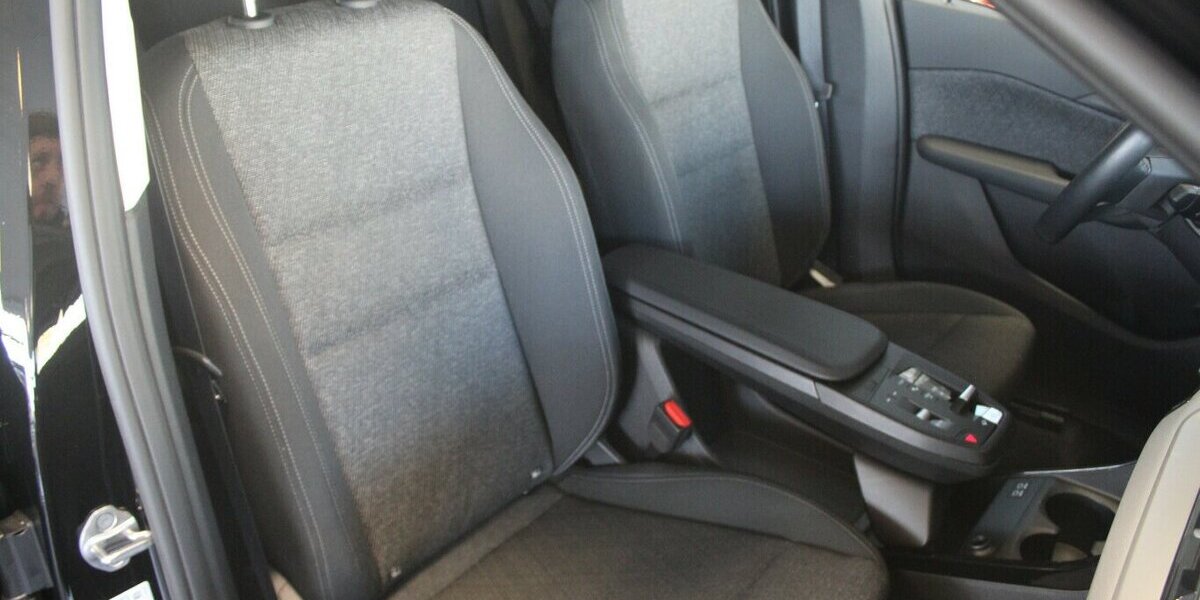 BMW 220 Active Tourer NEW MODELL - LED - Navi - Kamera 51.240 km 23.980 &euro; Euskirchen 53881