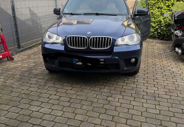 BMW X5 193.000 km 13.500 &euro; Bonn 53127