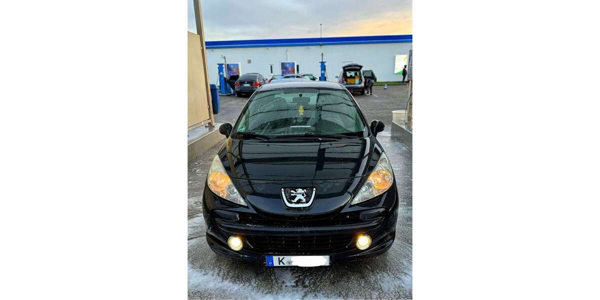 Peugeot 207 154.000 km 1.600 &euro; Köln 51063