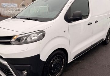 Toyota Proace (Verso) 207.220 km 8.500 &euro; Köln 51065