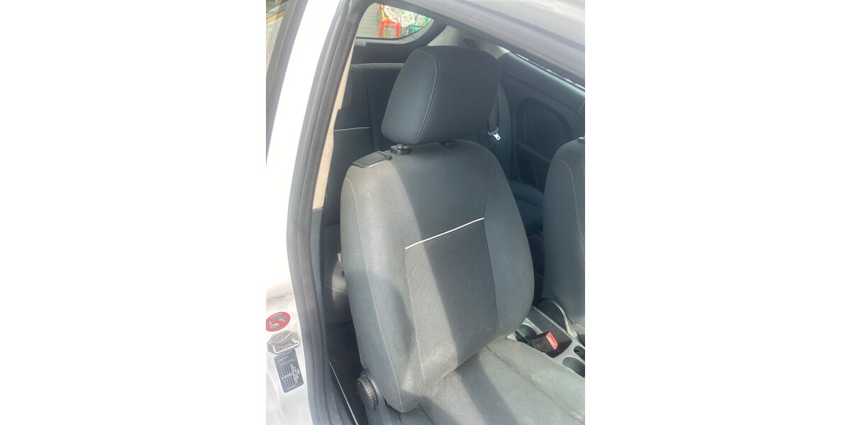 Ford Fiesta 142.800 km 5.300 &euro; Swisttal 53913