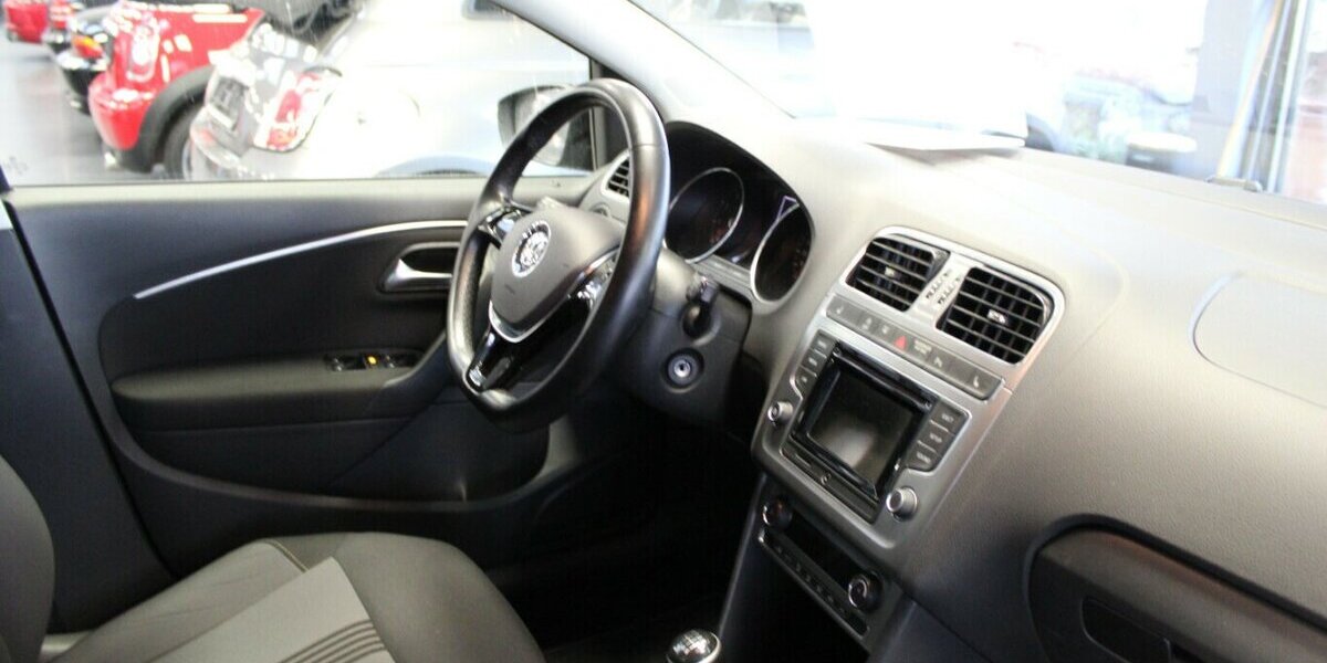 VW Polo 1.2 TSI Blue Motion Allstar 88.050 km 10.980 &euro; Euskirchen 53881