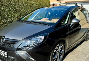 Opel Zafira Tourer 89.300 km 16.900 &euro; Vettelschoss 53560