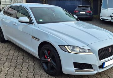 Jaguar XF 39.815 km 24.200 &euro; Köln 50769