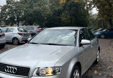 Audi A4 135.000 km 4.450 &euro; Troisdorf 53840