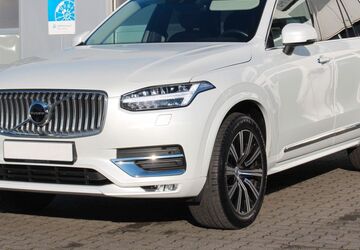 Volvo XC90 49.500 km 43.990 &euro; Königswinter 53639