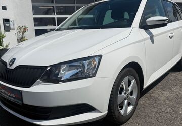 Skoda Fabia 106.600 km 8.400 &euro; Bonn 53177