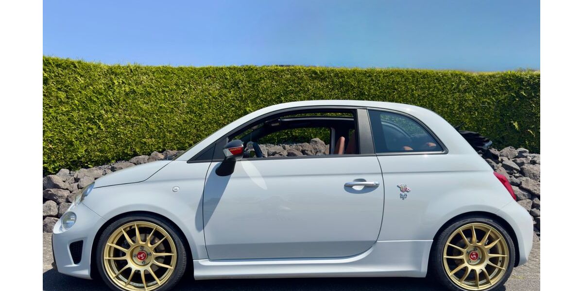 Abarth 595C 23.490 km 25.595 &euro; Hennef 53773