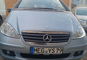 Mercedes-Benz A 150 121.500 km 4.000 &euro; Köln 51103